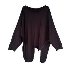 Lagenlook Black Asymmetrical Tunic Top with Side Zip